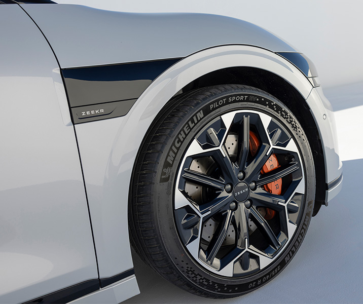 Alloy wheels and Michelin tyres on a Zeekr sports car